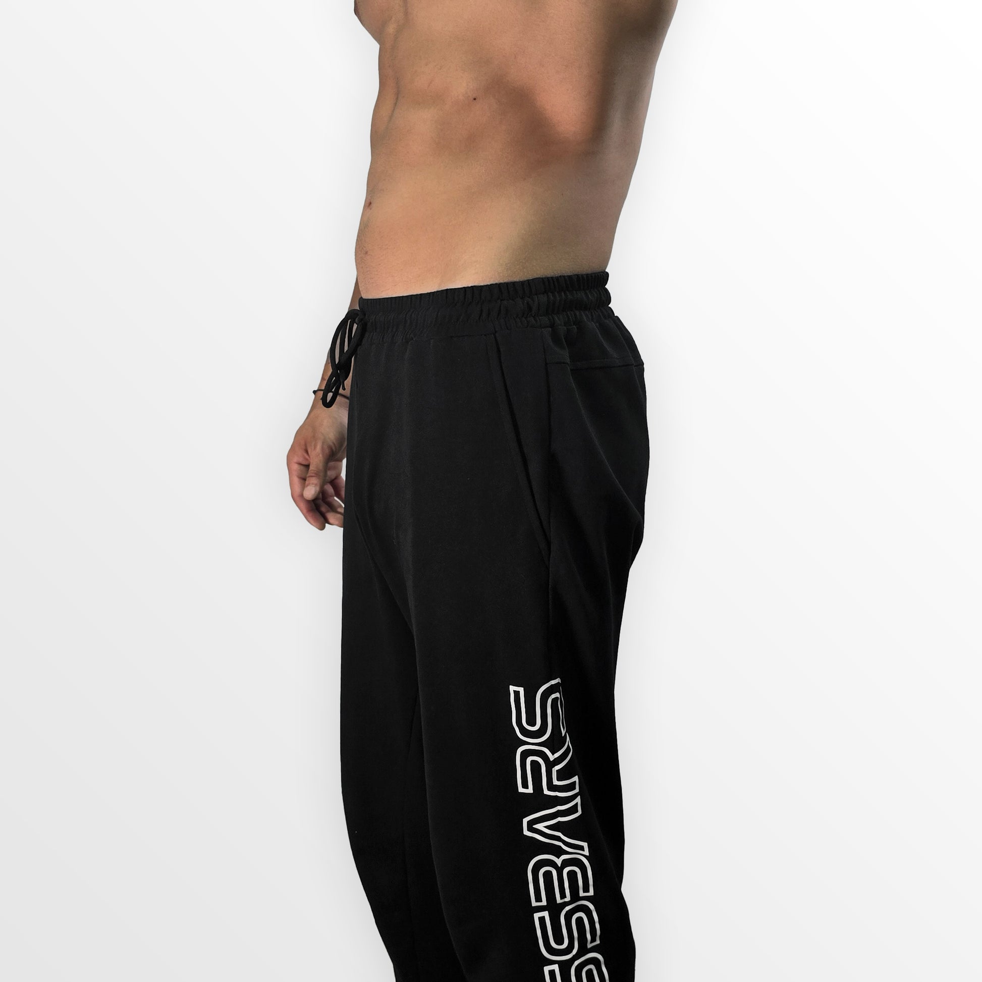 Crossbars Essential Black Regular Fit Sweatpants